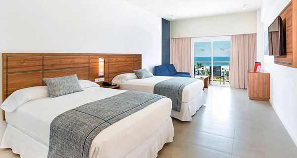 Accommodations - Hotel Riu Emerald Bay - All Inclusive Beach Resort