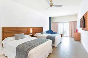 Superior Double rooms at Hotel Riu Emerald Bay